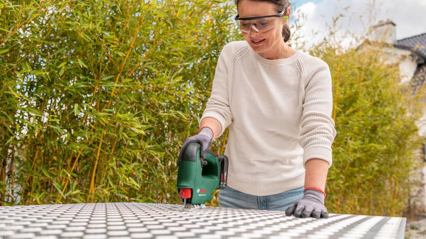 Акумулаторен прободен трион Bosch EasySaw 18V-70 Solo, снимка 3 - Акумулаторни прободни триони