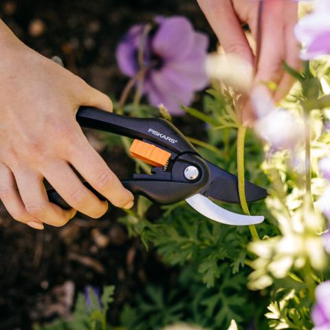 Градинска ножица Fiskars SingleStep SP26, снимка 3 - Лозарски ножици