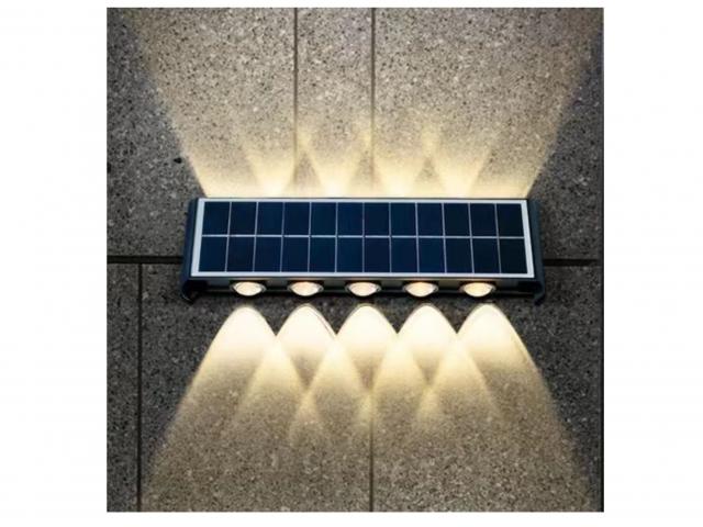 LED соларен аплик 2 W IP44 - Соларни лампи