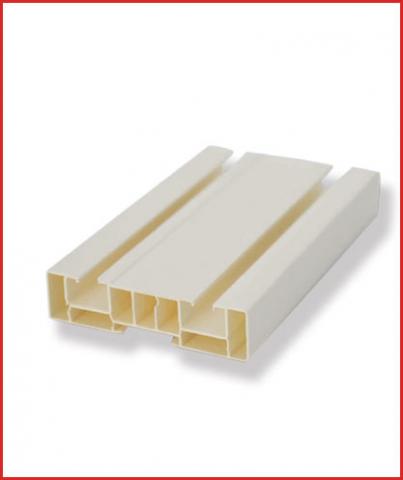Дноен корниз PVC 400 см бял - Пластмасови корнизи