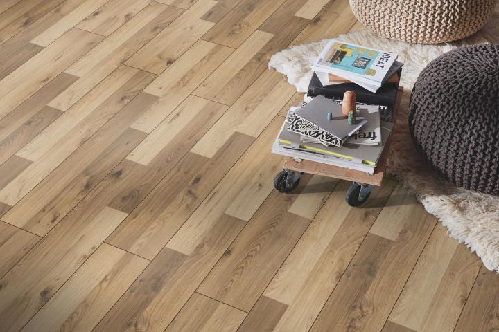 Ламинат 7 мм 4V Superior Amber Oak AC3/31 D99952, снимка 3 - Ламиниран паркет