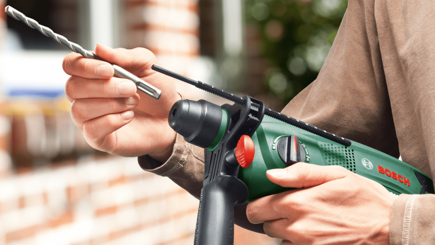 Акумулаторен перфоратор Bosch UniversalHammer 18V Solo, снимка 7 - Акумулаторни перфоратори