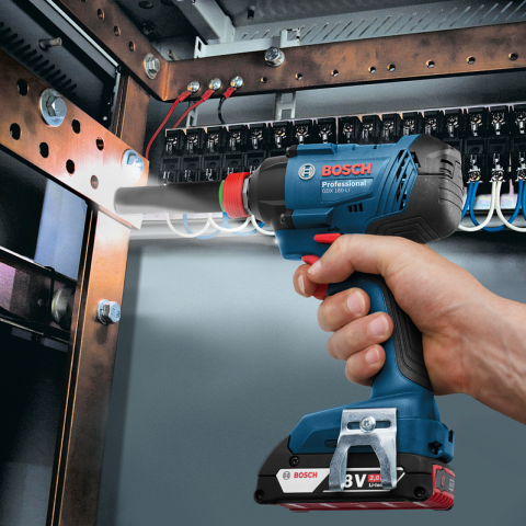 Акумулаторен комплект BOSCH BLUE GBH180 + GDX180, снимка 4 - Електроинструменти