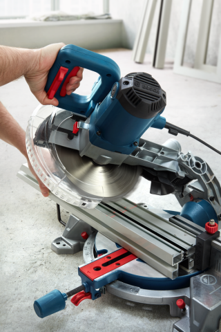 Настолен циркуляр Bosch Blue GСМ 216, снимка 4 - Настолни циркуляри